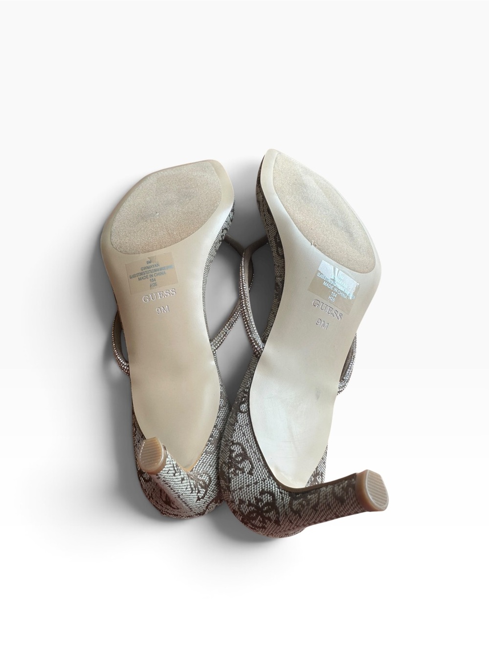 🧡 GUESS Mayan Rhinestone Metallic Logo Sandals Never Worn 🧡 - Picture 10 of 11